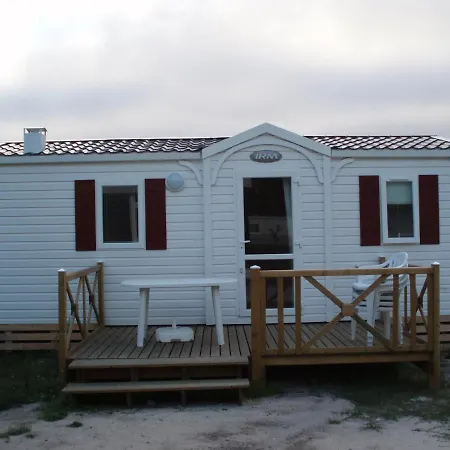 Natur Camping Bungalow T2 - 10 بيت للعطل باتاياس